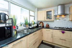 Kitchen- click for photo gallery